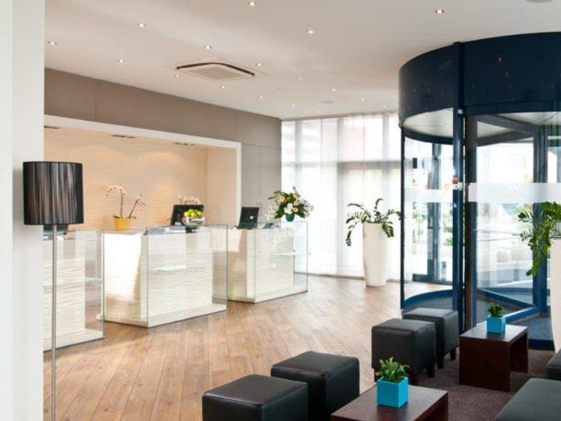 Hotel Iv Jahreszeiten 4*