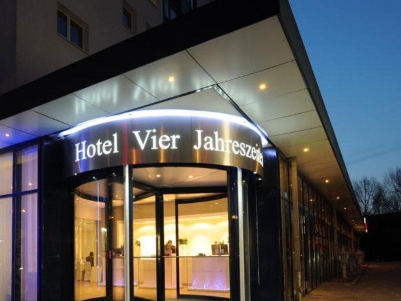 Iv Jahreszeiten Lubeck